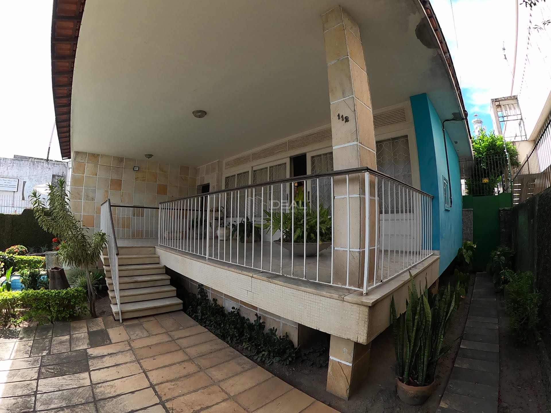 Casa de 3 quartos linear para venda no Centro - Campos dos Goytacazes, RJ