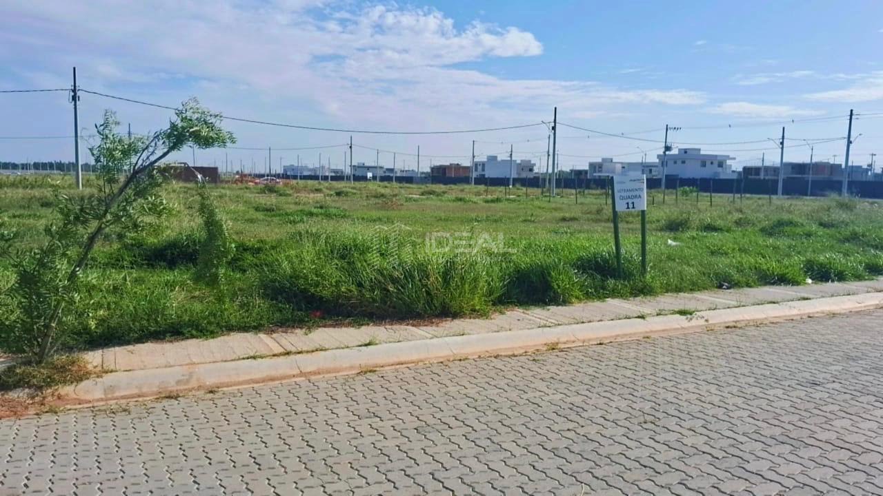 Terreno à venda no Cidade Jardim, Campos dos Goytacazes — foto principal