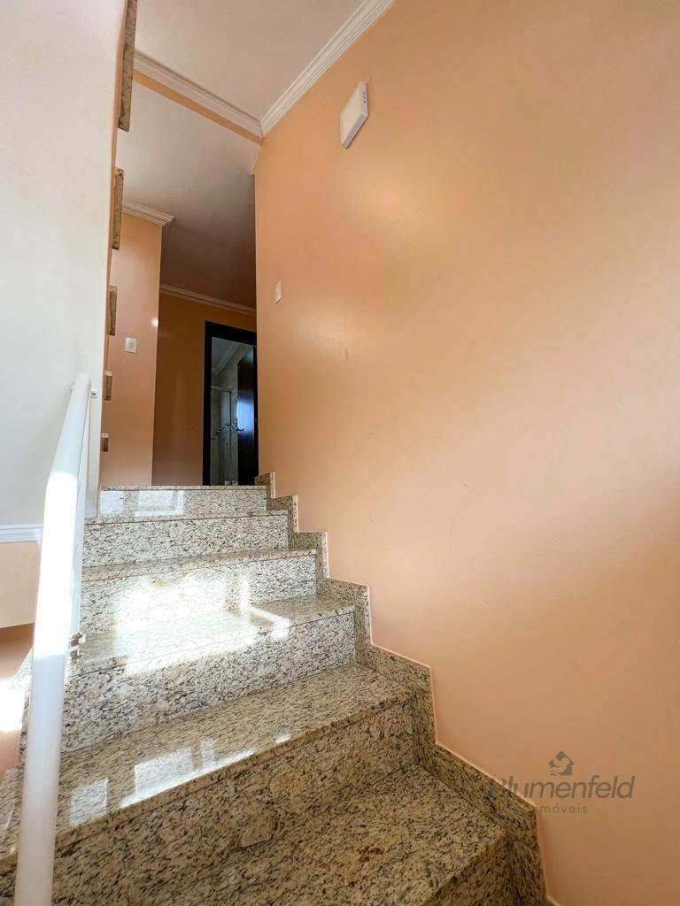 Casa à venda com 3 quartos, 3 suítes, 2 vagas e 315m² no Condomínio Arujazinho IV, Arujá (SP) — foto 25 de 26