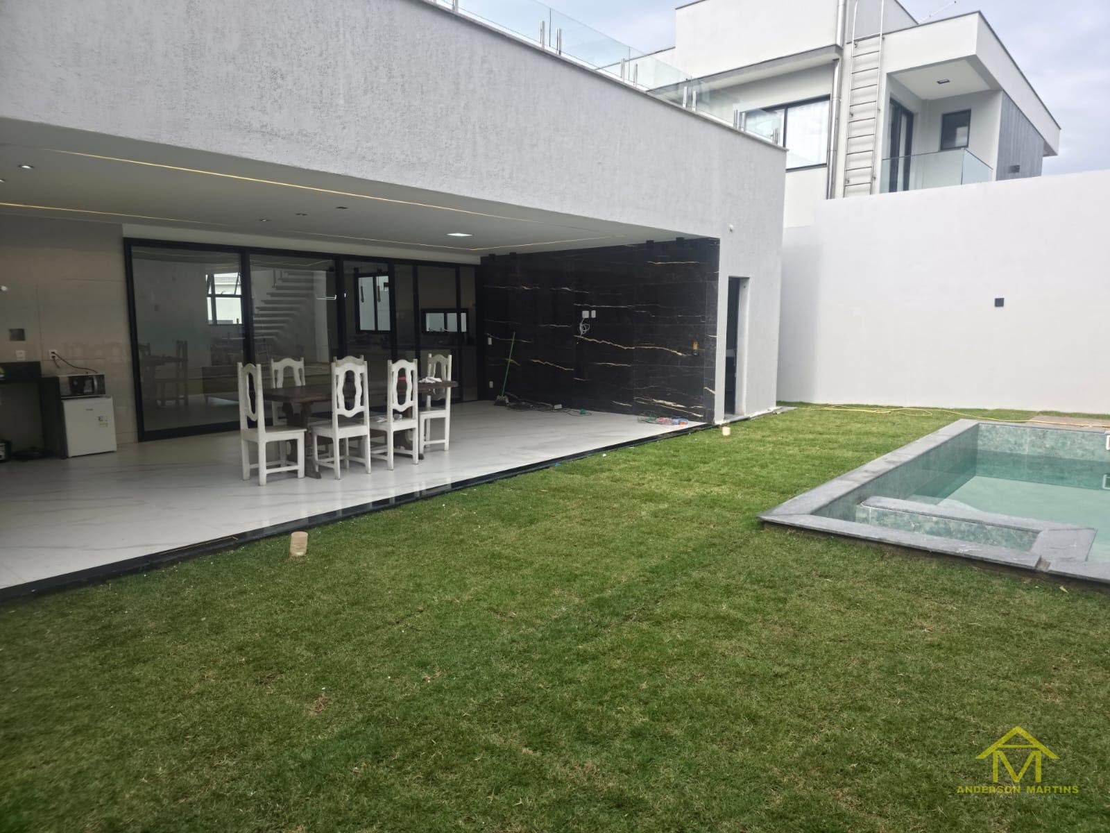 Casa à venda com 4 quartos, 5 banheiros, 4 vagas e 380m² no Interlagos, Vila Velha (ES) — foto 10 de 20