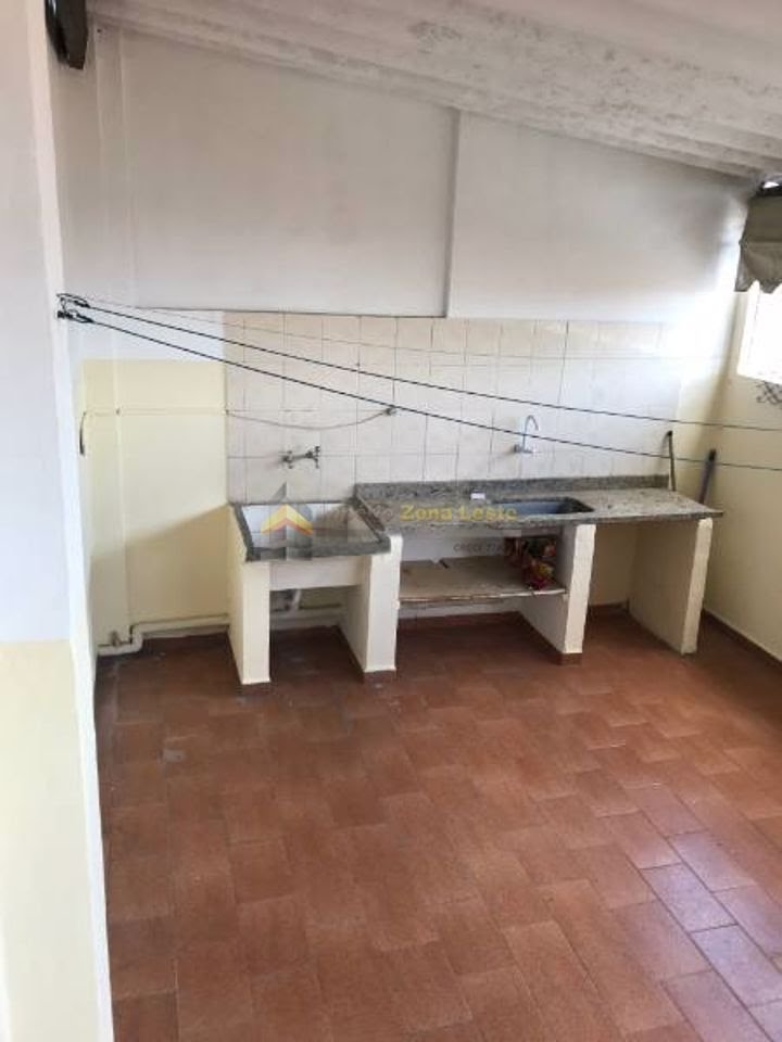 Casa, 3 quartos, 220 m² - Foto 47
