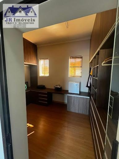 Casa à venda com 5 quartos, 3 suítes, 2 vagas e 300m² no Carneiros, Piranguinho (MG) — foto 11 de 30