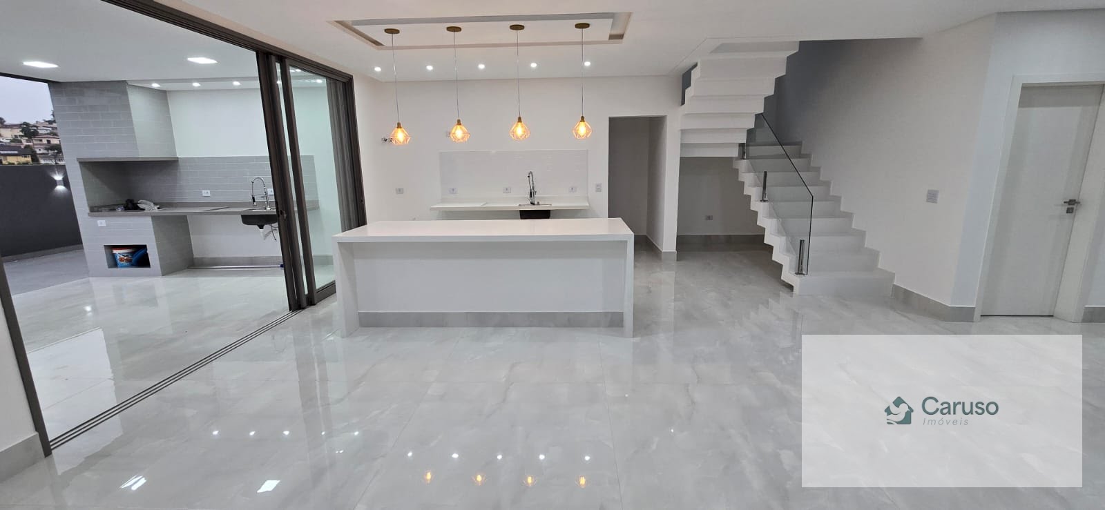 Casa à venda com 4 suítes, 4 vagas e 300m² no Condomínio Real Park, Arujá (SP) — foto 20 de 26