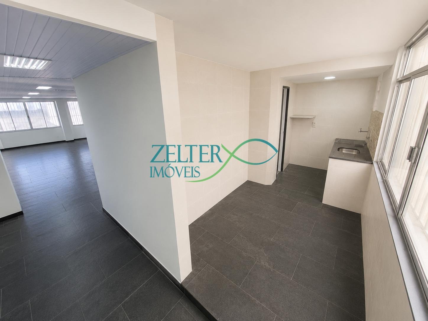 Comercial para alugar com 5 banheiros e 210m² no Penha, Rio de Janeiro (RJ) — foto 10 de 11