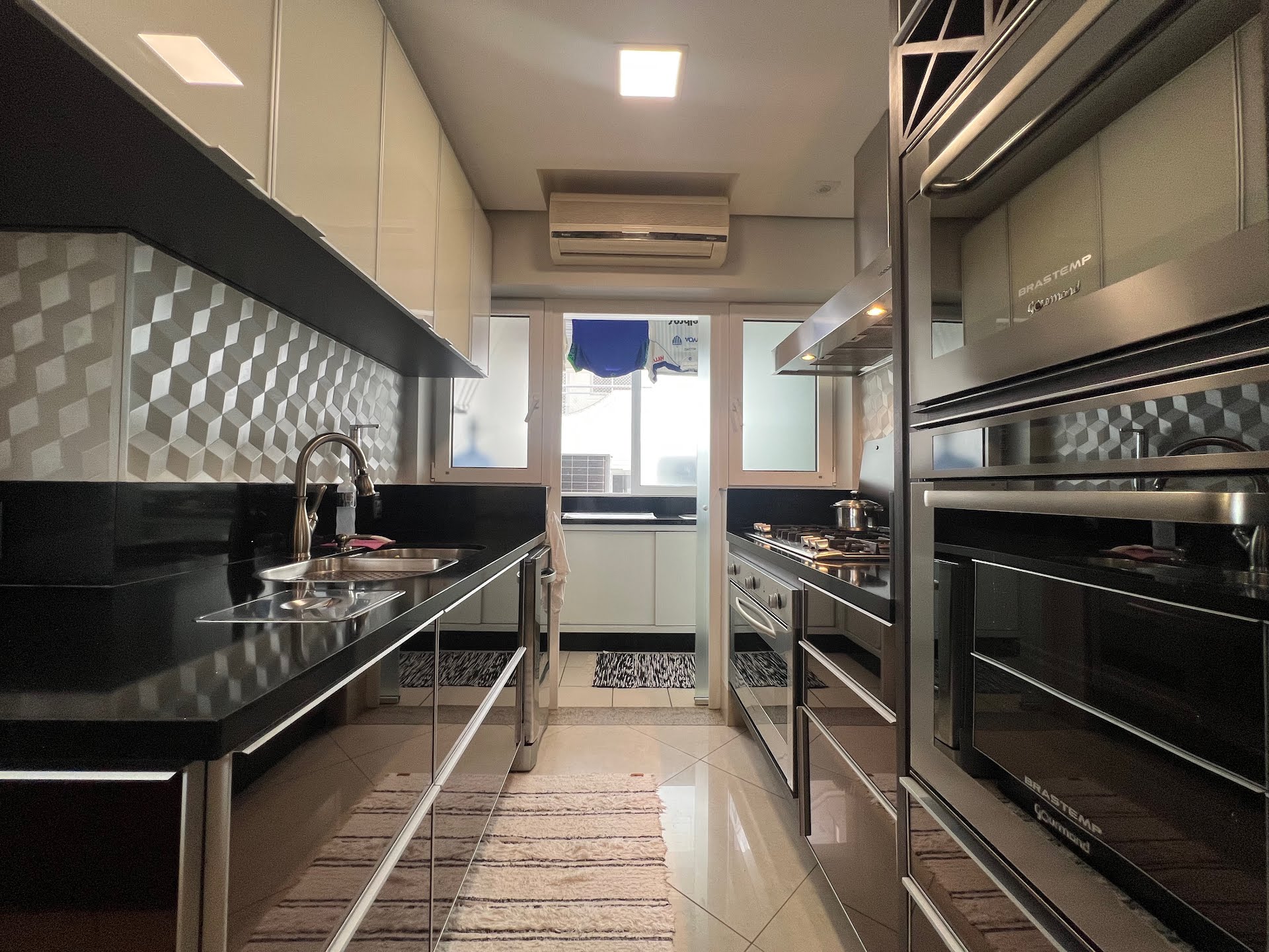 Apartamento à venda com 2 quartos, 2 suítes, 3 vagas e 176m² no Jurerê, Florianópolis (SC) — foto 28 de 30