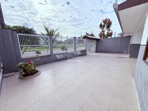 Casa a venda no Centro - Matinhos, PR