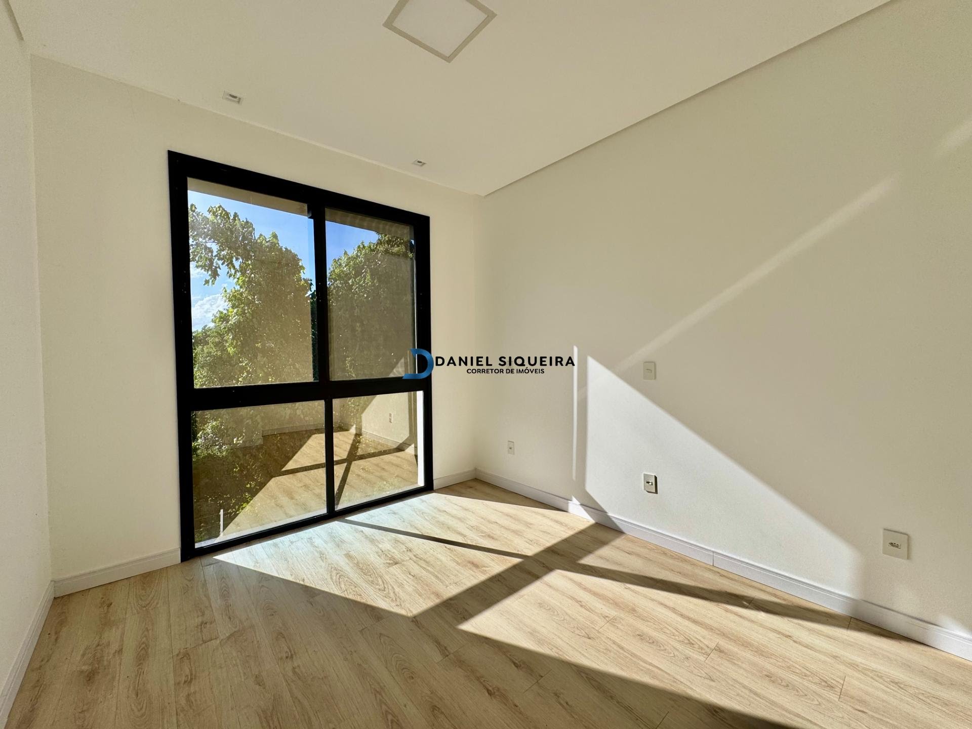 Casa à venda com 4 quartos, 1 suíte, 4 vagas e 237m² no Bairro Deltaville, Biguaçu (SC) — foto 23 de 30