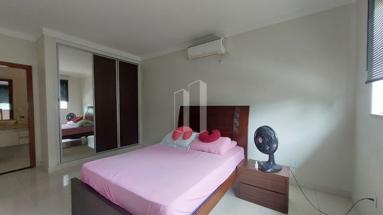 Casa à venda com 4 quartos, 4 suítes, 4 vagas e 211m² no Jardim América, Goiânia (GO) — foto 23 de 30