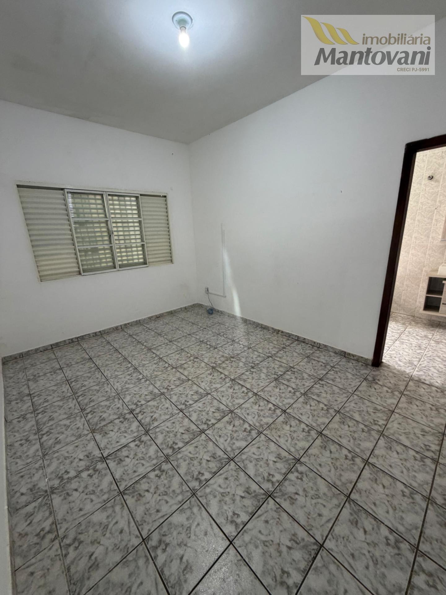Casa à venda com 3 quartos, 1 suíte, 1 vaga e 150m² no Jardim Aeroporto, Tatuí (SP) — foto 9 de 13