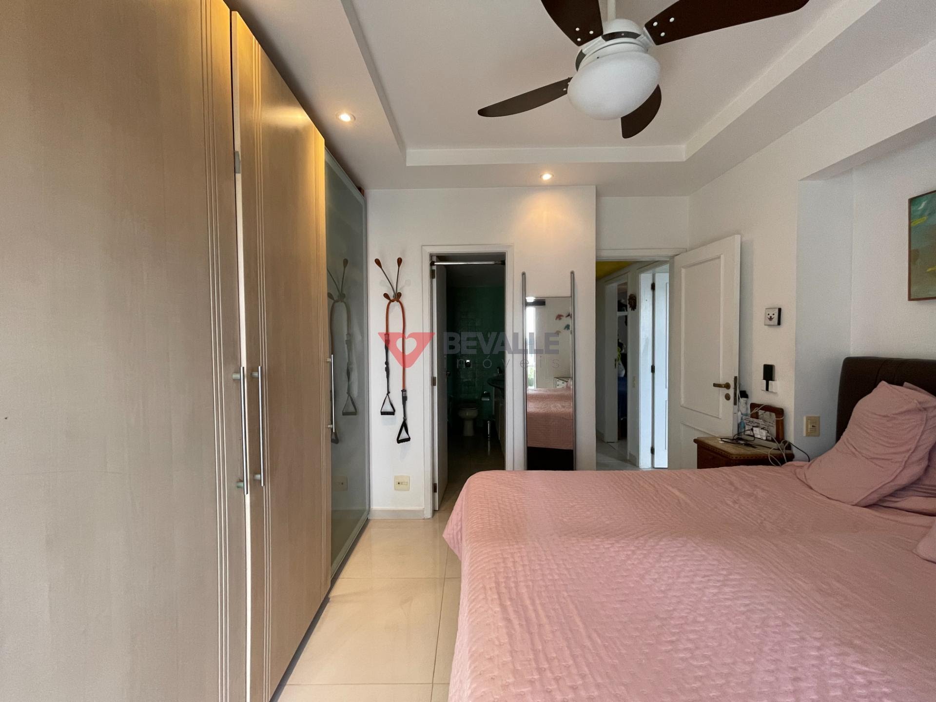 Apartamento à venda com 4 quartos, 2 suítes, 2 vagas e 145m² no Humaitá, Rio de Janeiro (RJ) — foto 12 de 30