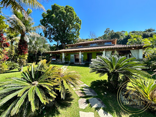 Casa na Praia para Venda em Angra dos Reis / RJ no bairro Praia Vermelha