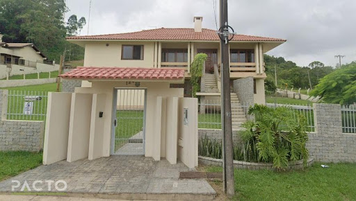 Casa alto padrão no bairro Urussanguinha  -  Araranguá SC.