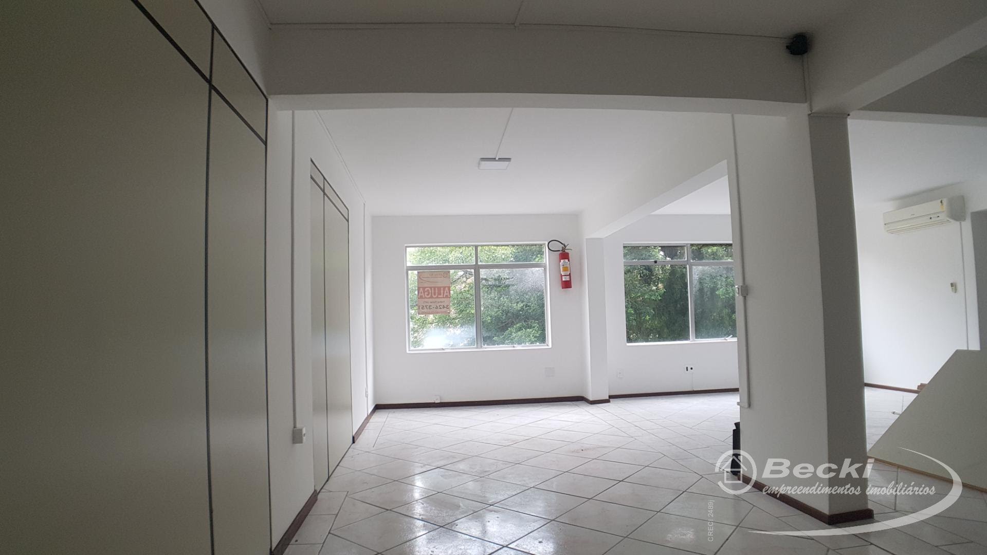 Edificio Precisente Sala Comercial