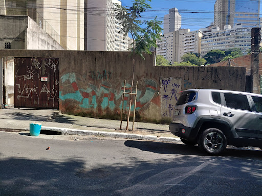 Frente da casa com 12 metros