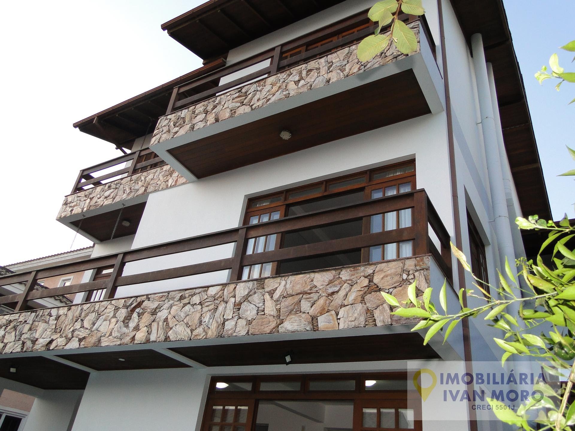 Casa à venda com 5 quartos, 6 banheiros, 2 vagas e 470m² no João Paulo, Florianópolis (SC) — foto 4 de 21