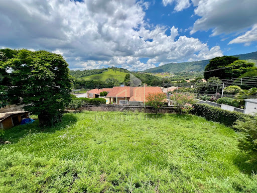 Terreno em Nova Gardênia - Atibaia, SP. Venda por R$ 890.000,00