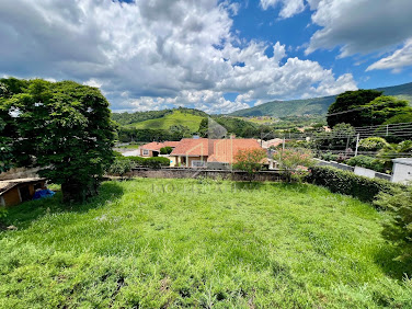 Terreno em Nova Gardênia - Atibaia, SP. Venda por R$ 890.000,00