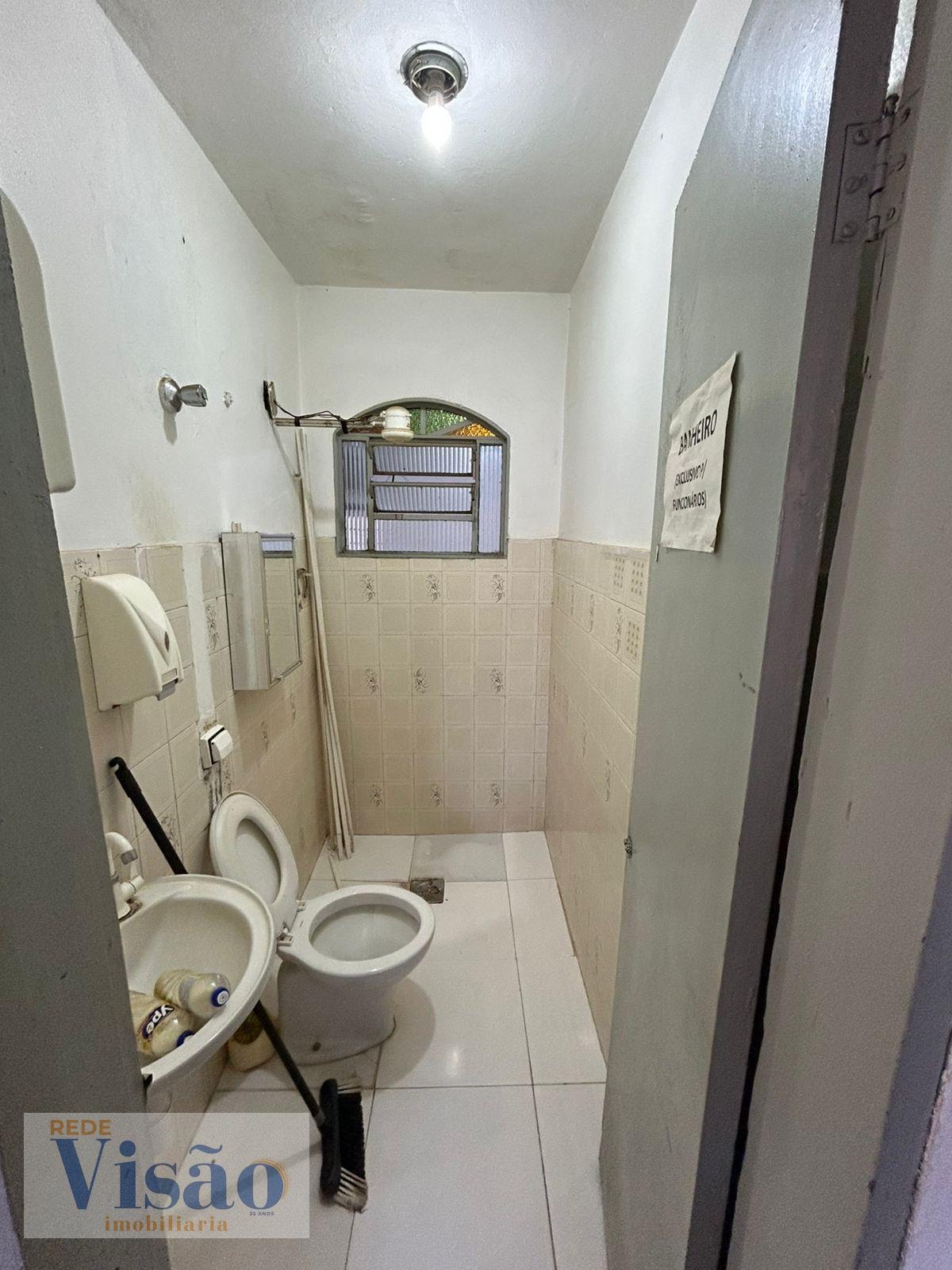 Comercial para alugar com 3 banheiros no Vila Mariana, Paracatu (MG) — foto 12 de 21