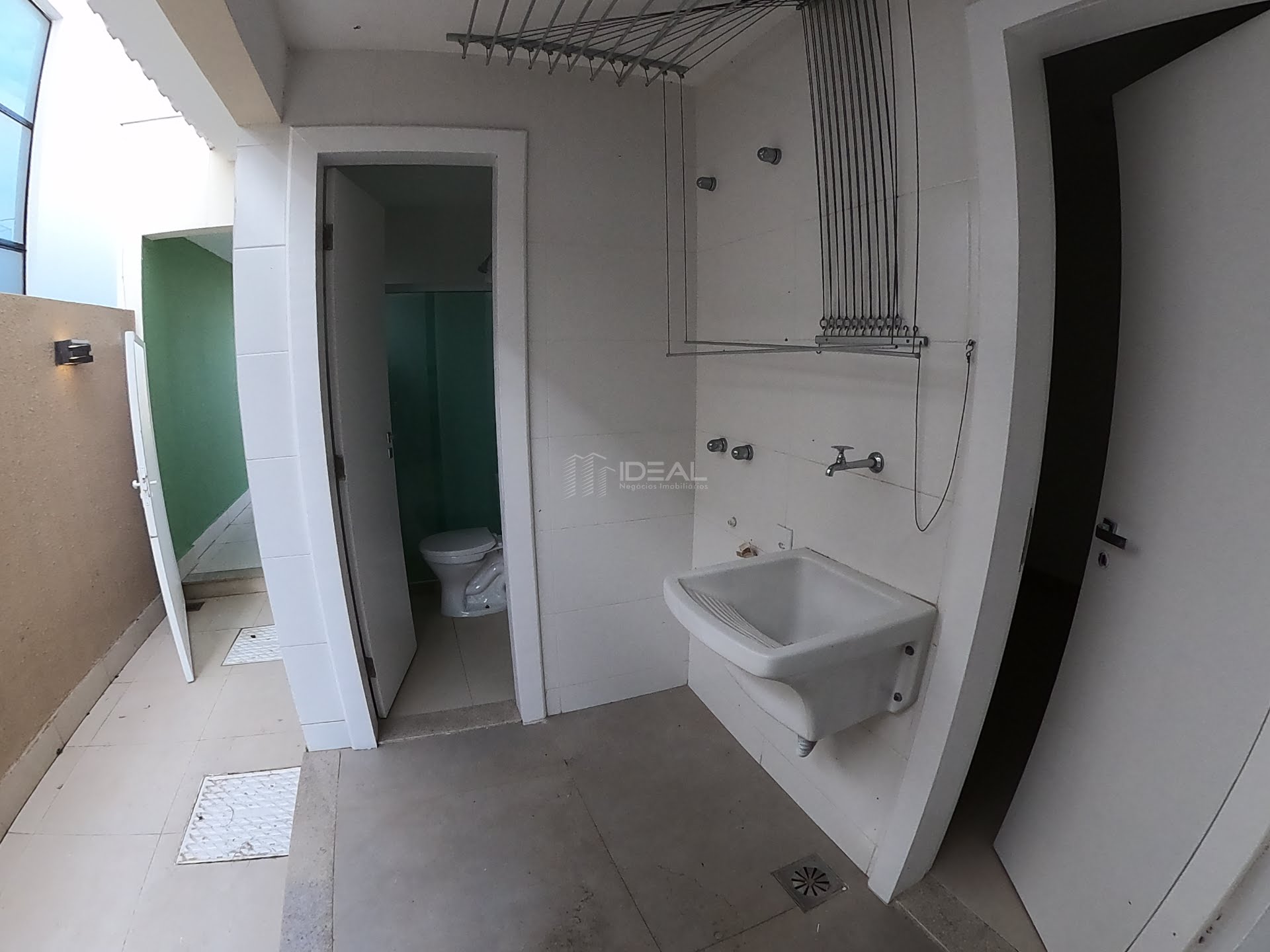 Casa duplex de 4 quatro quartos para venda no Condomínio Privilege - Campos dos Goytacazes, RJ