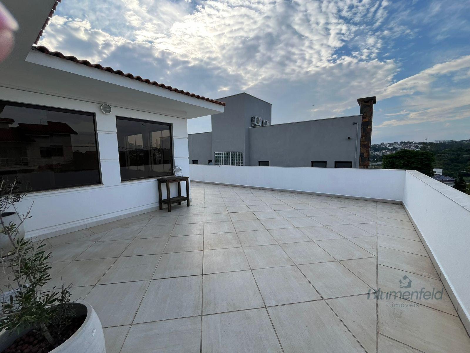 Casa para alugar com 3 quartos, 1 suíte e 240m² no Arujazinho IV, Arujá (SP) — foto 4 de 30