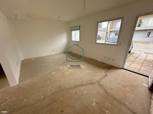 Casa em Condomínio para Venda em Suzano / SP no bairro Jardim Modelo 