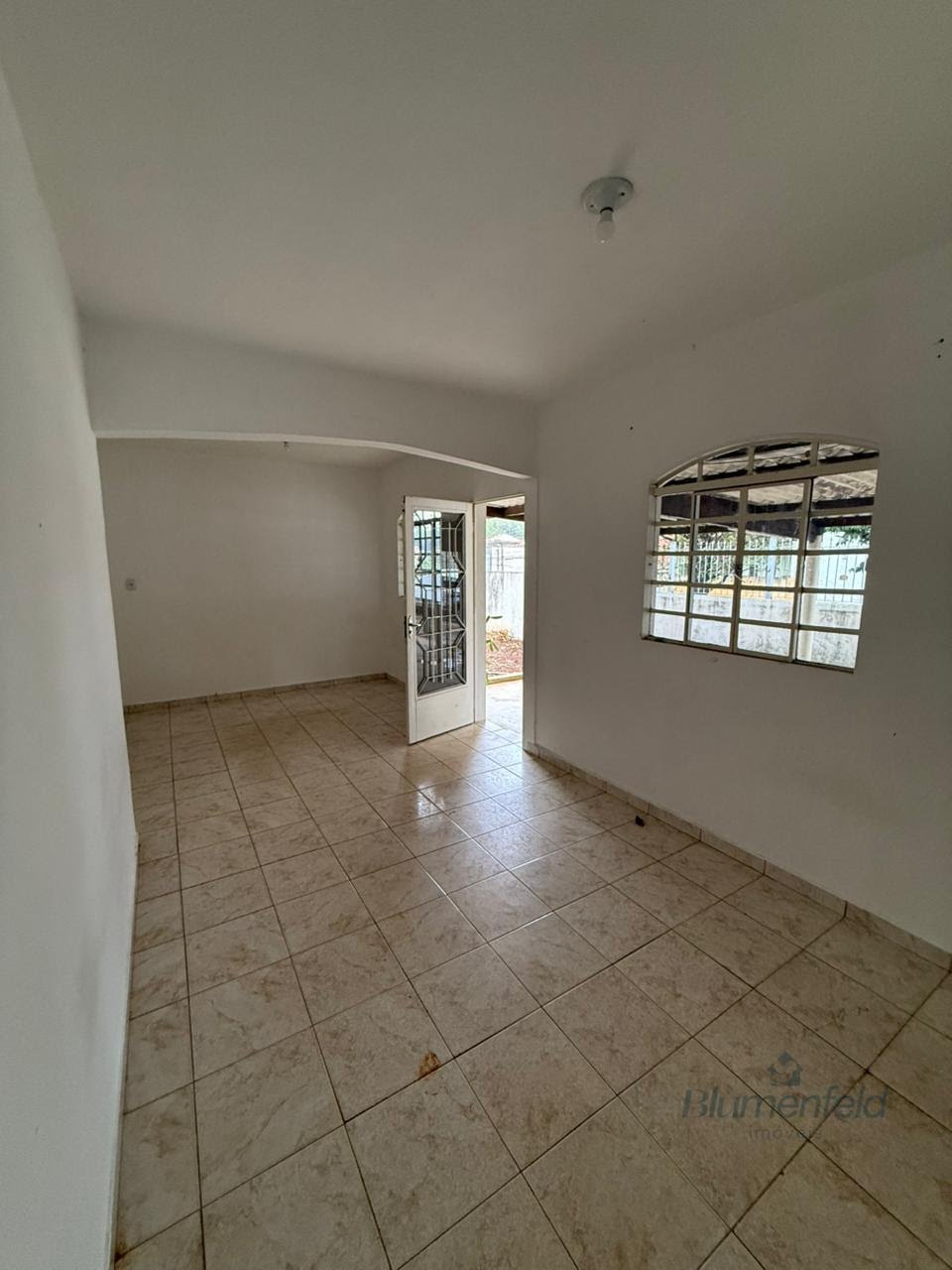 Casa à venda com 2 quartos, 1 banheiro, 3 vagas e 120m² no Jordanópolis, Arujá (SP) — foto 7 de 14