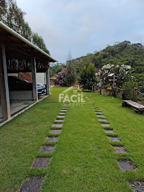 Sítio à venda em Domingos Martins com 2 quartos e suíte