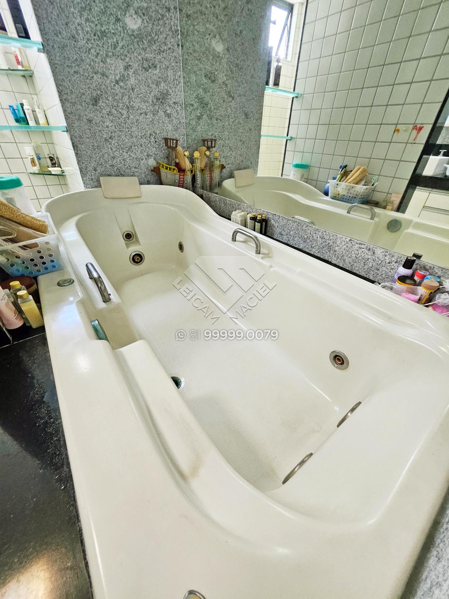 Apartamento à venda com 4 quartos, 4 suítes, 3 vagas e 208m² no Jaqueira, Recife (PE) — foto 2 de 30
