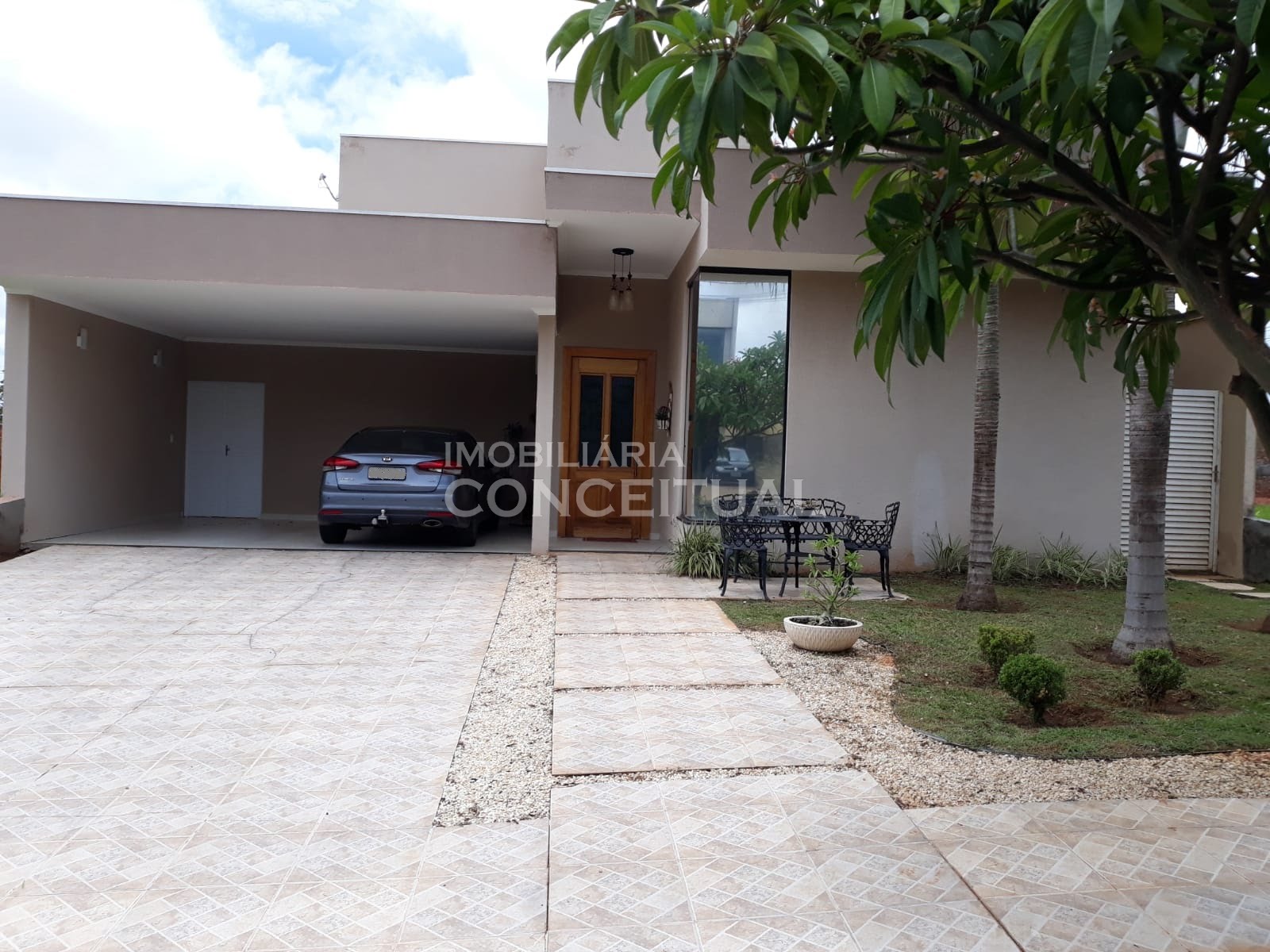 02 Vagas de Garagem