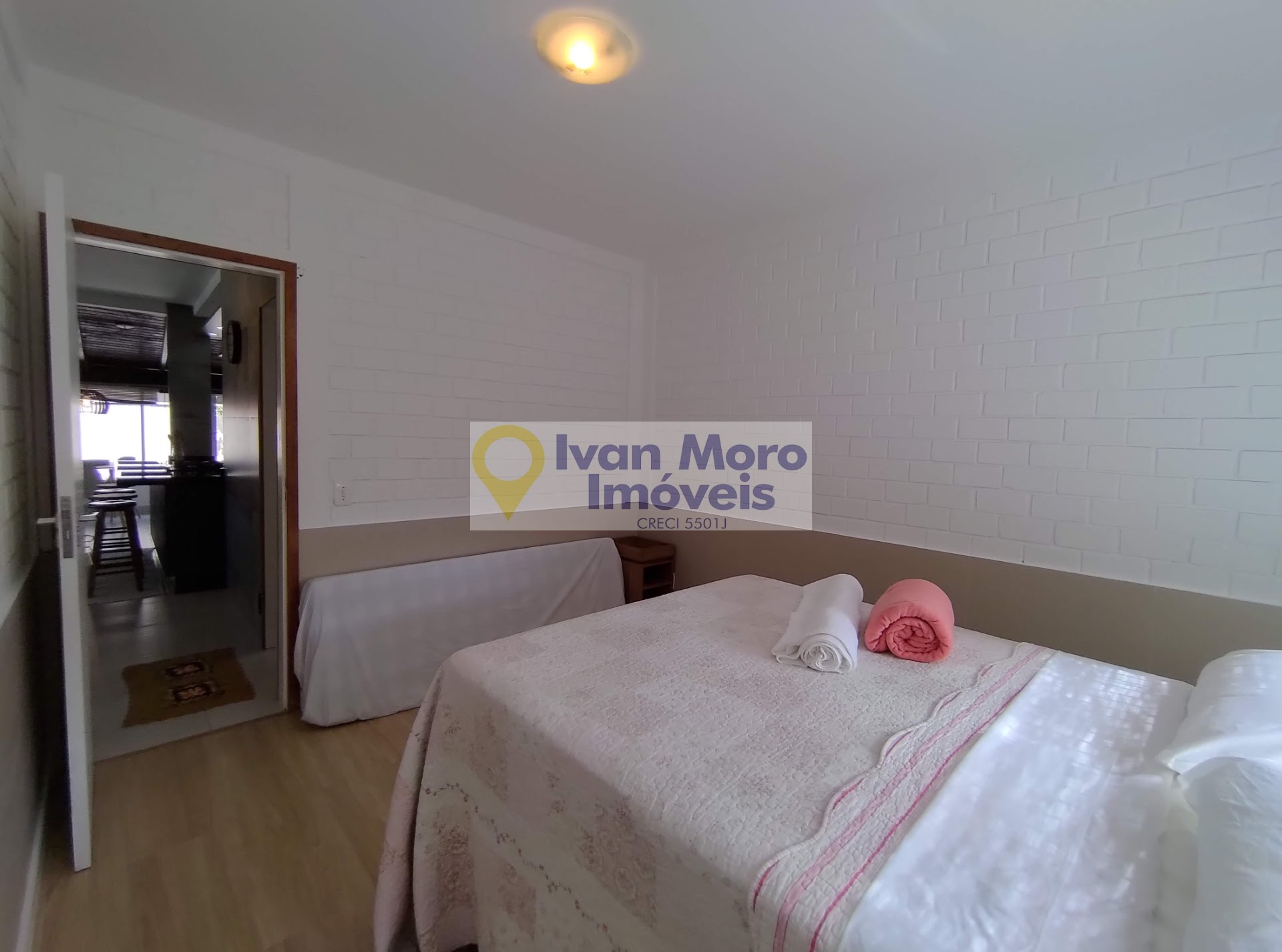 Casa para alugar com 4 quartos, 1 suíte, 4 vagas e 250m² no Daniela, Florianópolis (SC) — foto 25 de 30