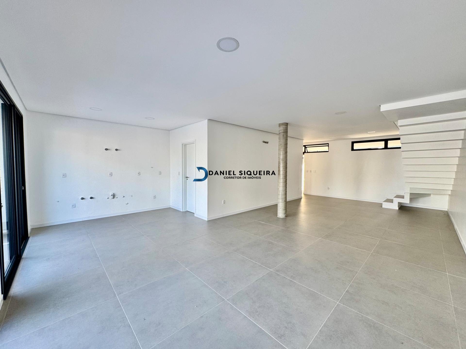 Casa à venda com 3 quartos, 1 suíte, 4 vagas e 216m² no Bairro Deltaville, Biguaçu (SC) — foto 9 de 29