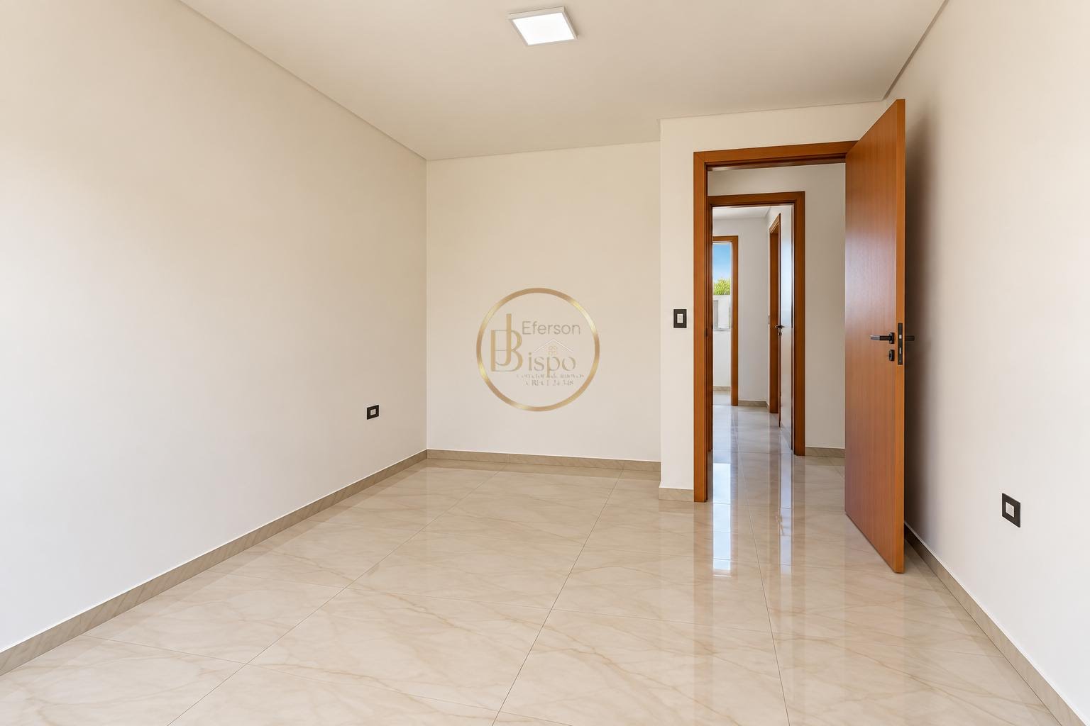 Apartamento à venda com 2 quartos, 3 banheiros, 1 vaga e 90m² no Itaperapuan, Porto Seguro — foto principal