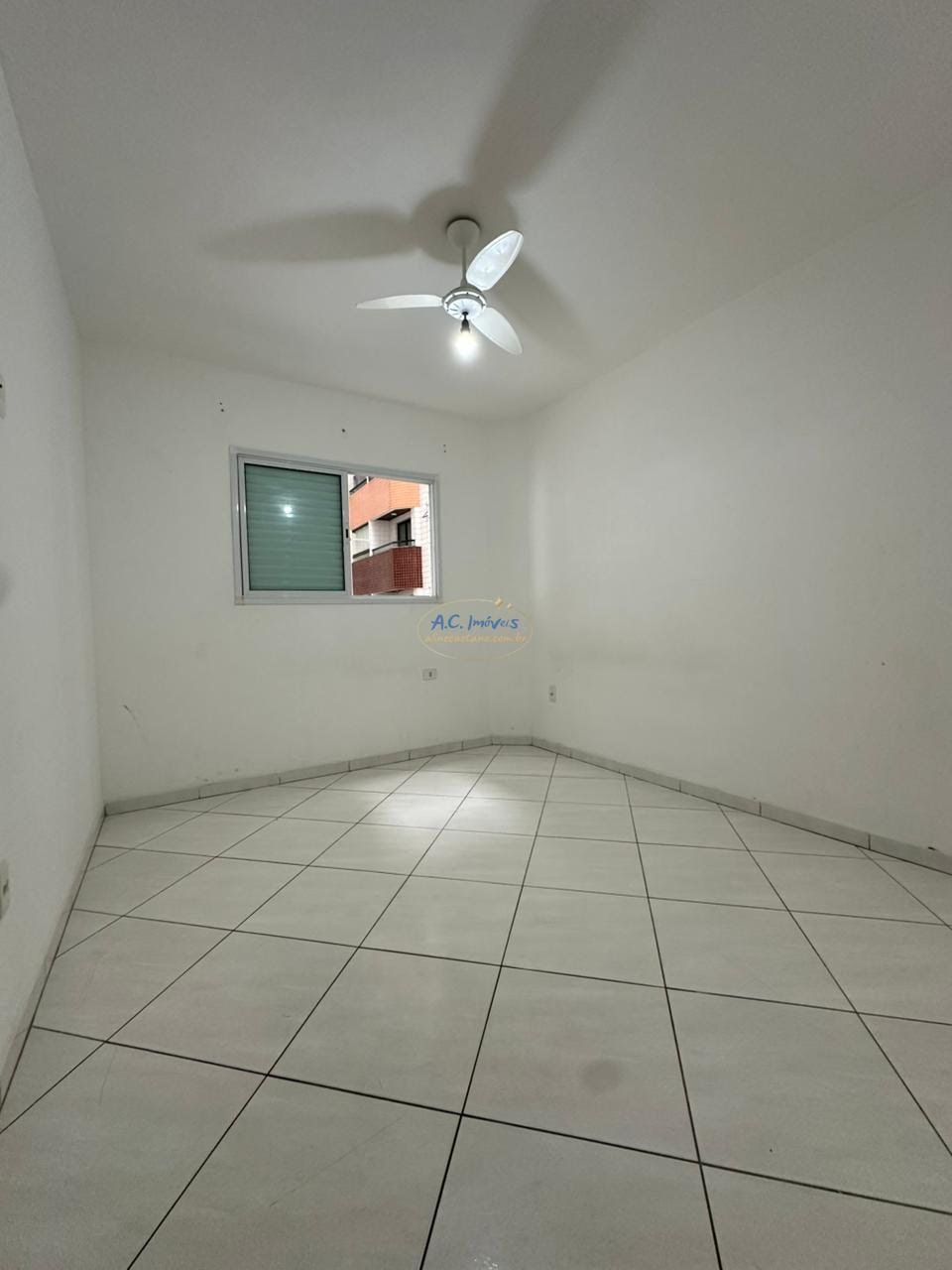 Apartamento à venda com 1 quarto, 1 banheiro, 1 vaga e 47m² no Vila Assuncao, Praia Grande (SP) — foto 11 de 13