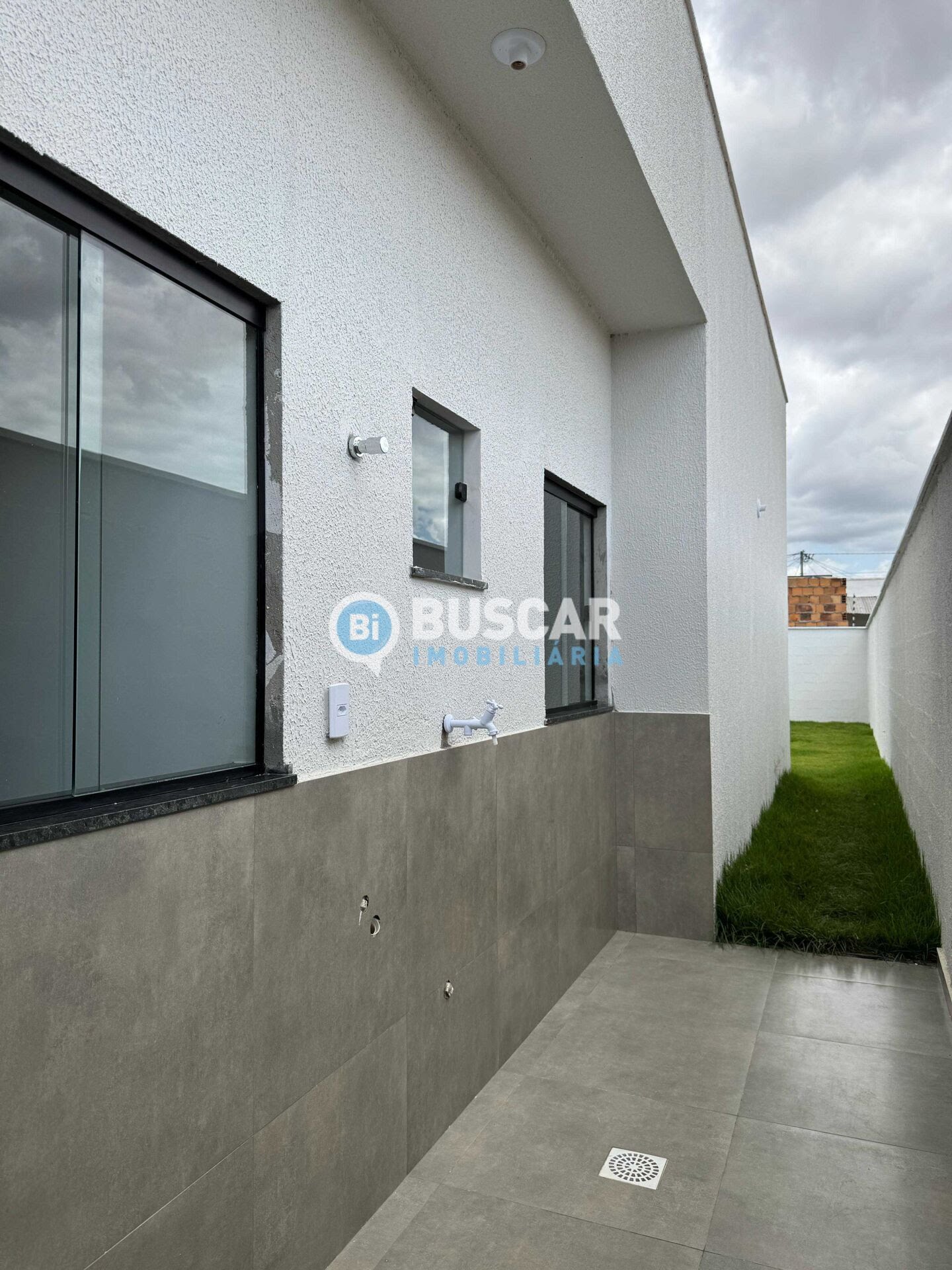 Casa à venda com 3 quartos, 1 suíte, 2 vagas e 180m² no Mangabeira, Feira de Santana (BA) — foto 14 de 14