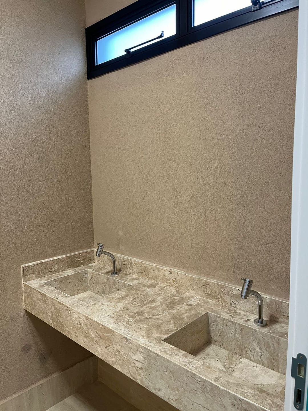 whatsapp-image-2024-12-21-at-18-58-221736357319751
