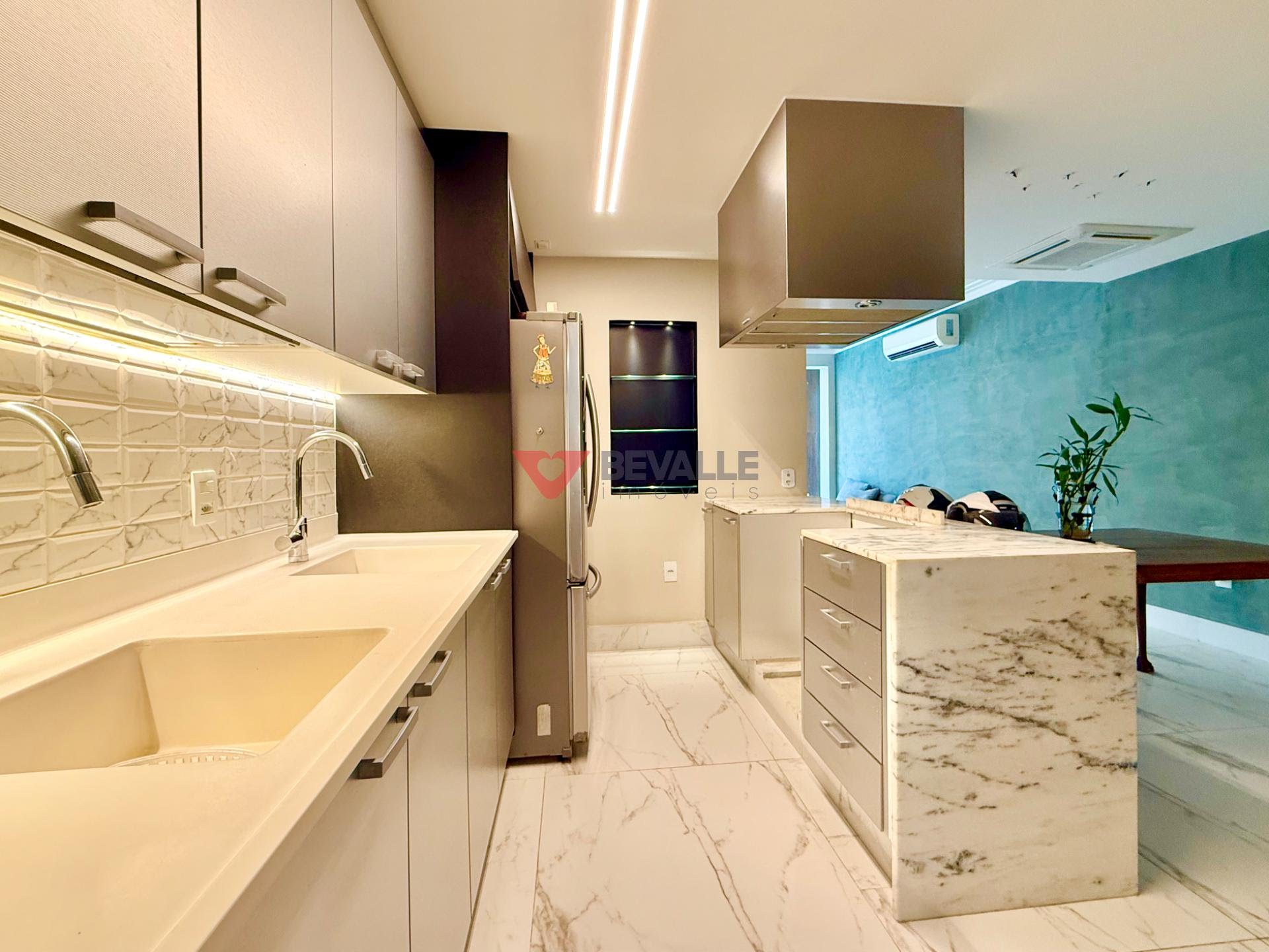 Apartamento à venda com 2 quartos, 2 suítes, 1 vaga e 120m² no Leblon, Rio de Janeiro (RJ) — foto 7 de 30