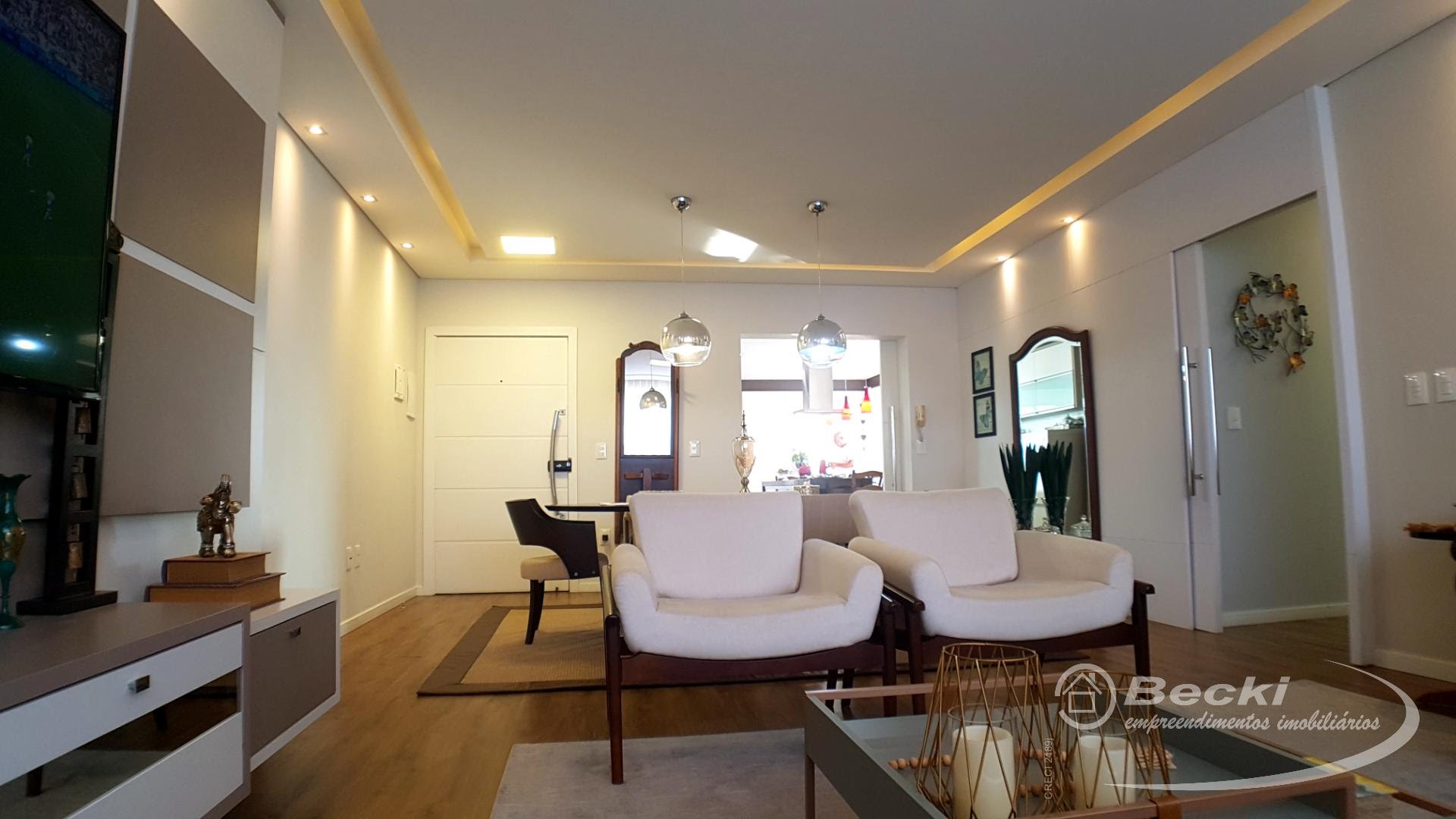 Apartamento à venda com 3 quartos, 1 suíte, 2 vagas e 133m² no Petrópolis, Joinville (SC) — foto 18 de 25