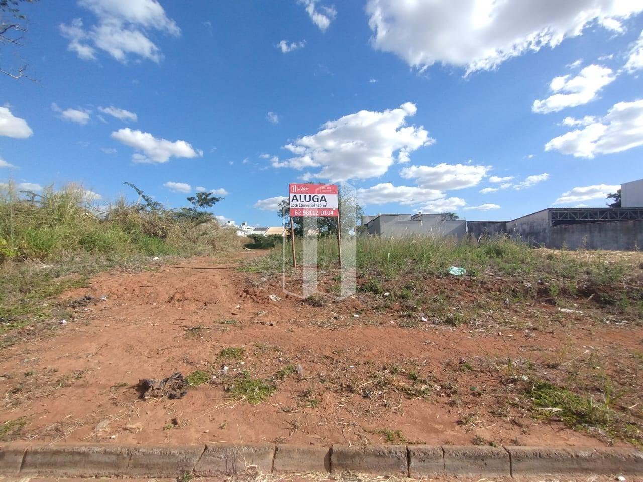 Terreno para alugar com 420m² de terreno no Setor Faiçalville, Goiânia — foto principal