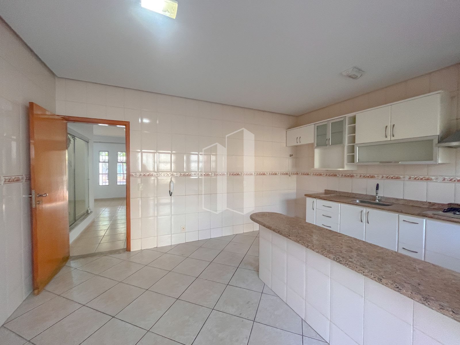 Casa à venda com 4 quartos, 2 suítes, 4 vagas e 189m² no Jardim Atlântico, Goiânia (GO) — foto 4 de 23