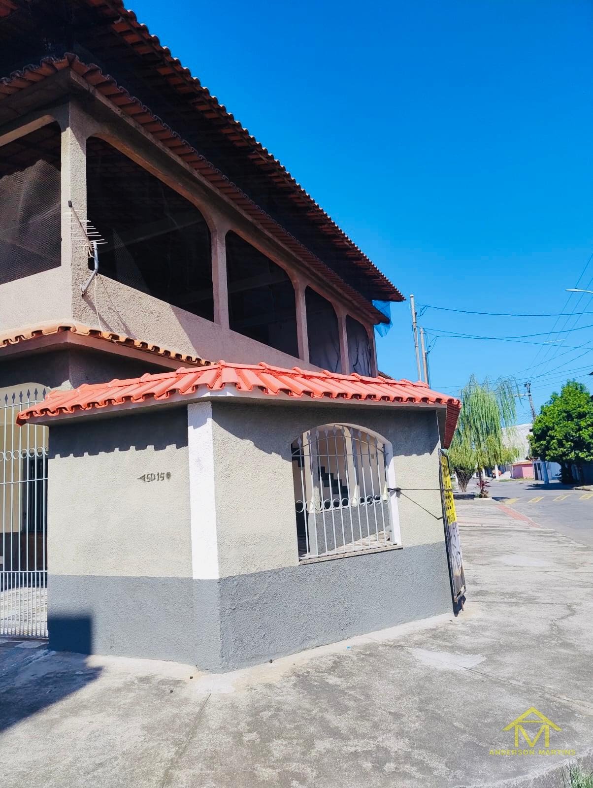 Casa à venda com 2 quartos, 2 banheiros, 2 vagas e 190m² no Santos Dumont, Vila Velha — foto principal