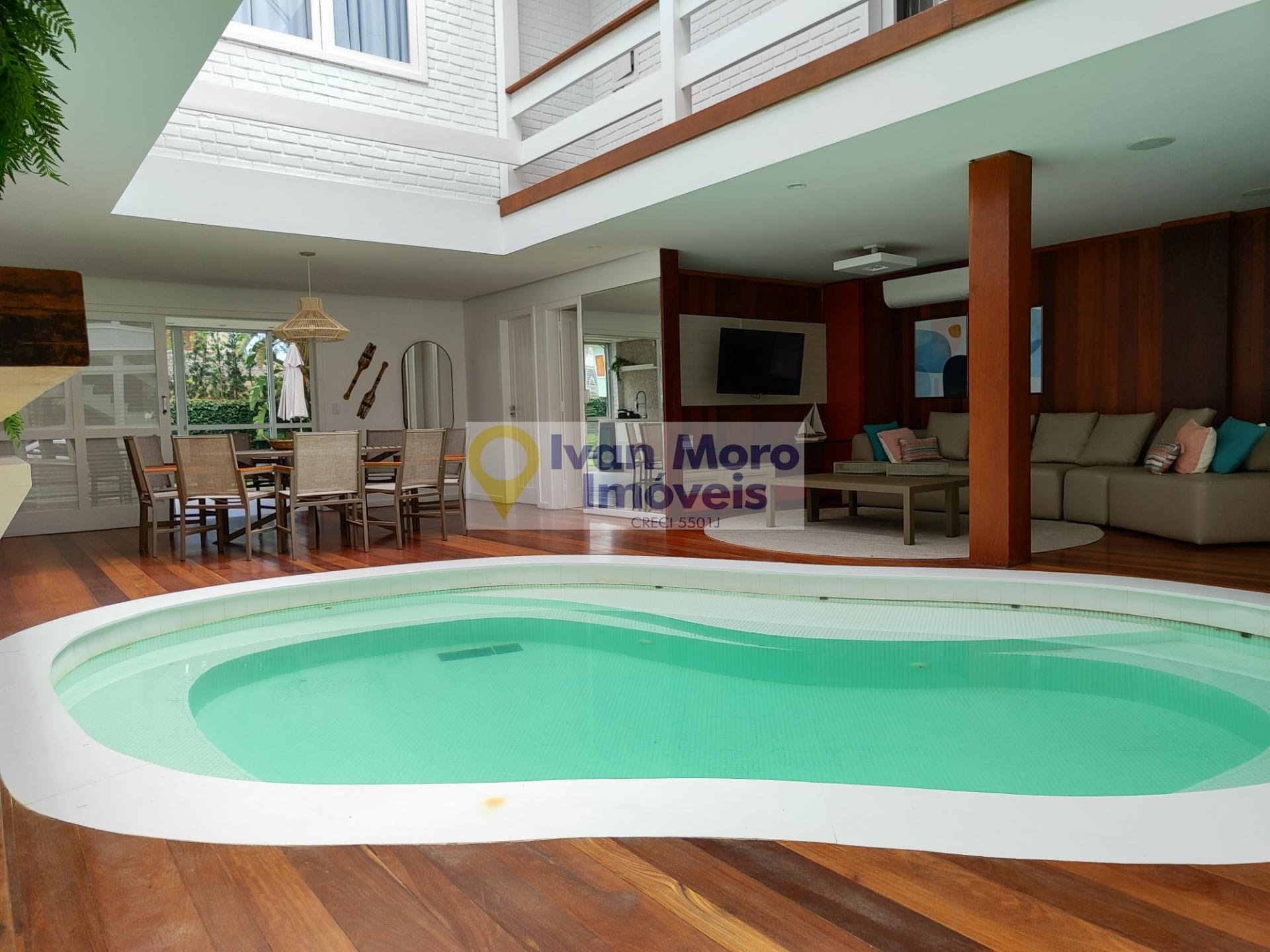 Casa à venda com 5 quartos, 5 suítes, 2 vagas e 320m² no Jurerê Internacional, Florianópolis (SC) — foto 28 de 30