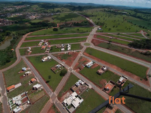 Lote á venda no bairro Cores de Minas.