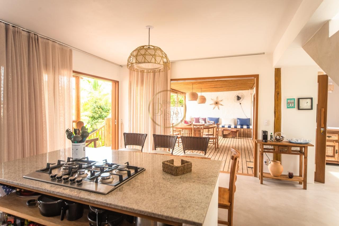 Casa à venda com 4 quartos, 4 suítes, 3 vagas e 180m² no Estrada de Trancoso, Porto Seguro (BA) — foto 10 de 16