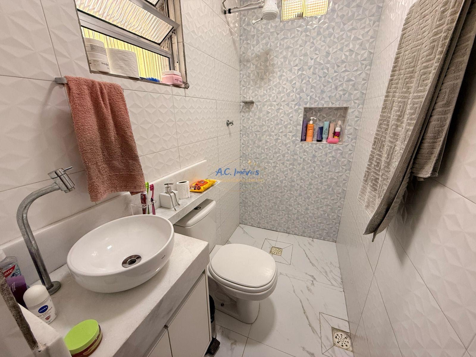 Casa à venda com 2 quartos, 1 suíte, 2 vagas e 103m² no Canto do Forte, Praia Grande (SP) — foto 10 de 20