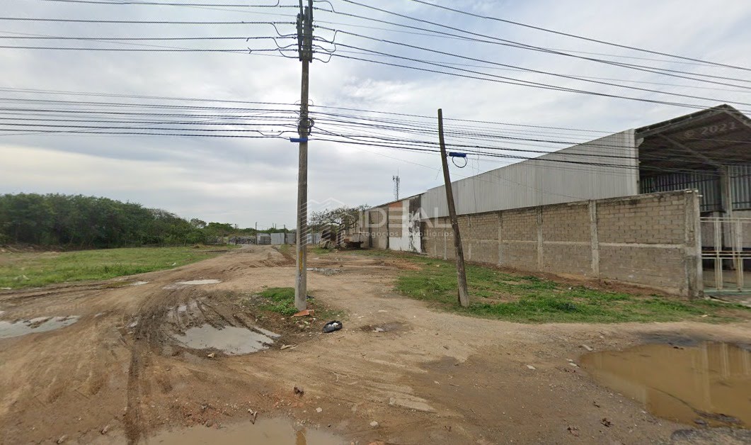 Terreno para venda na Av. Pres. Vargas - Campos dos Goytacazes, RJ