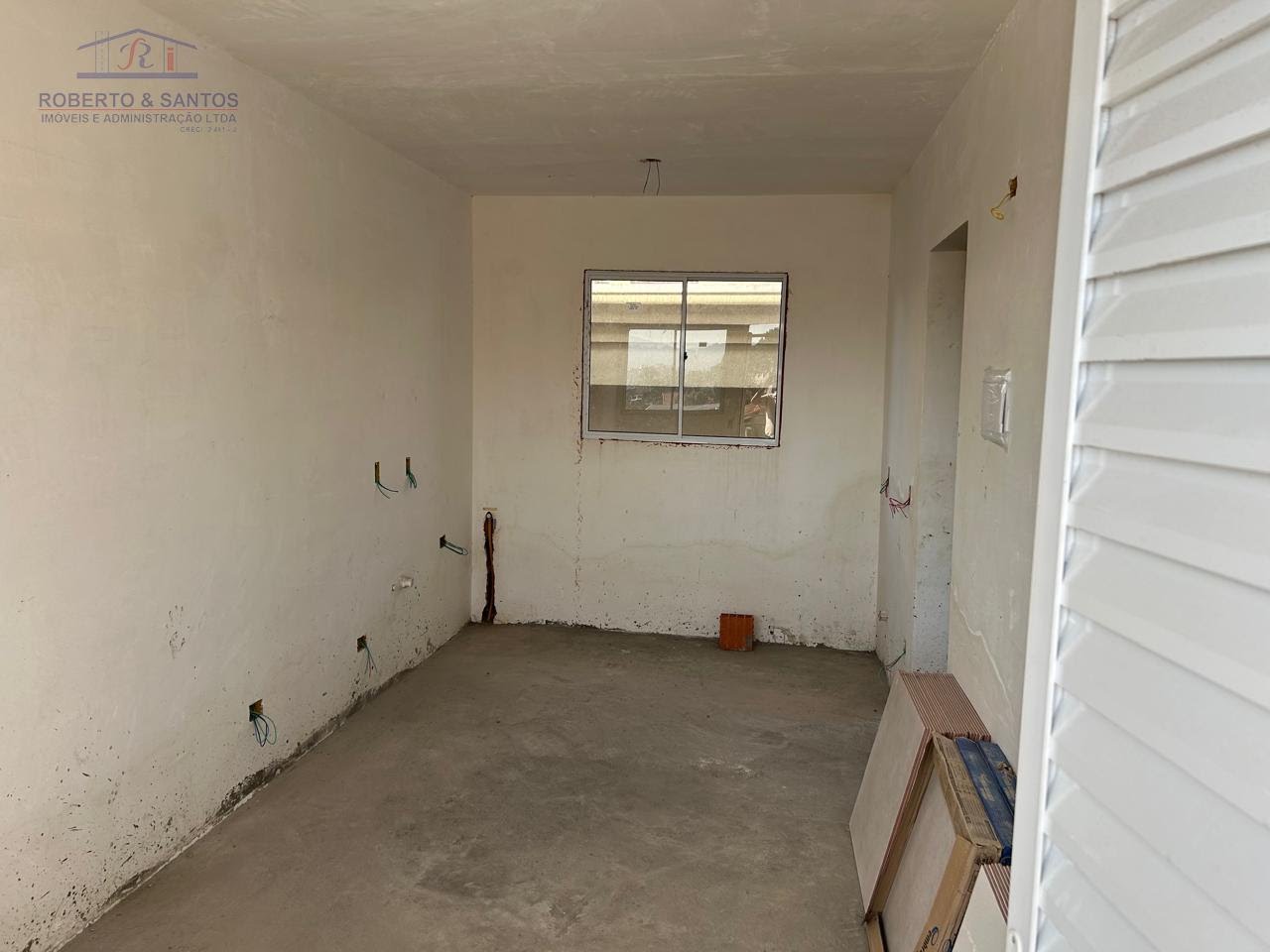 Sala conjugada com a cozinha