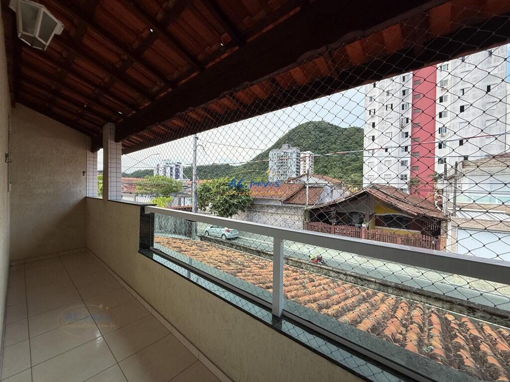 Casa à venda com 3 quartos, 2 banheiros, 2 vagas e 177m² no Canto do Forte, Praia Grande — foto principal