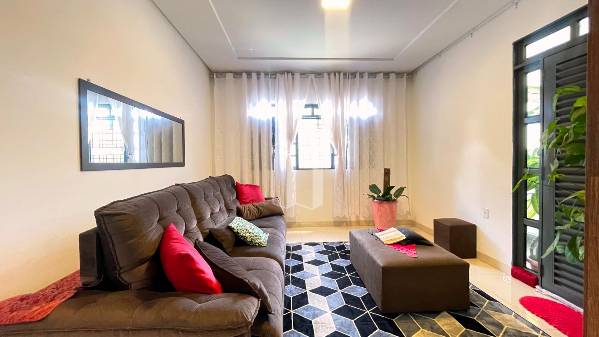 Casa à venda com 3 quartos, 2 suítes, 3 vagas e 210m² no Residencial Marília, Senador Canedo (GO) — foto 11 de 30