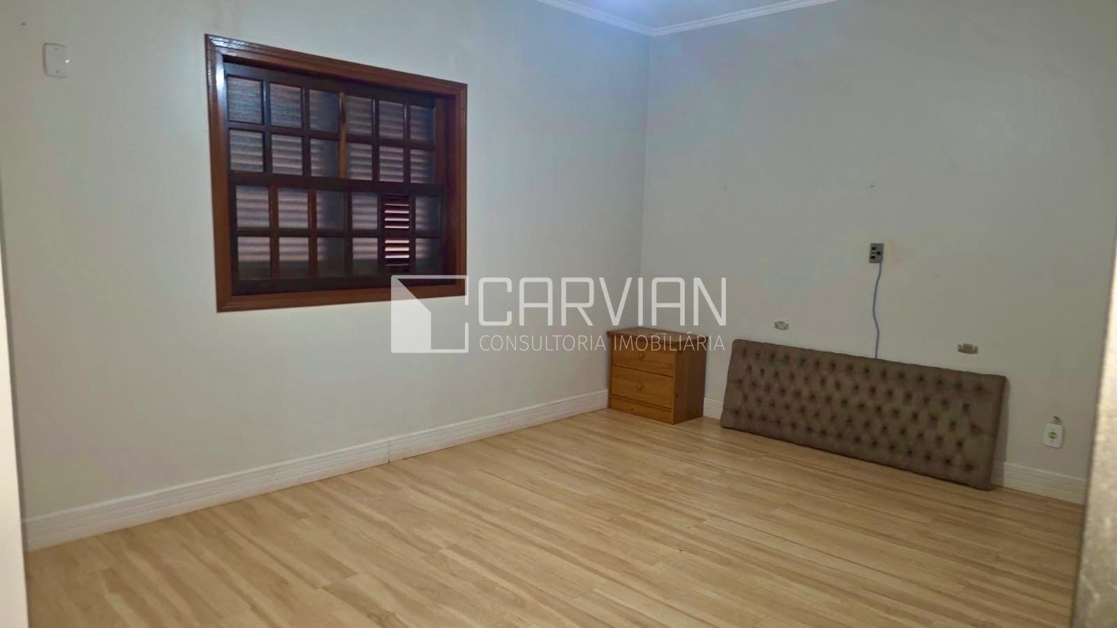 Casa à venda com 4 quartos, 3 suítes, 5 vagas e 750m² no Zona Rural Jardinópolis, Jardinópolis (SP) — foto 15 de 30