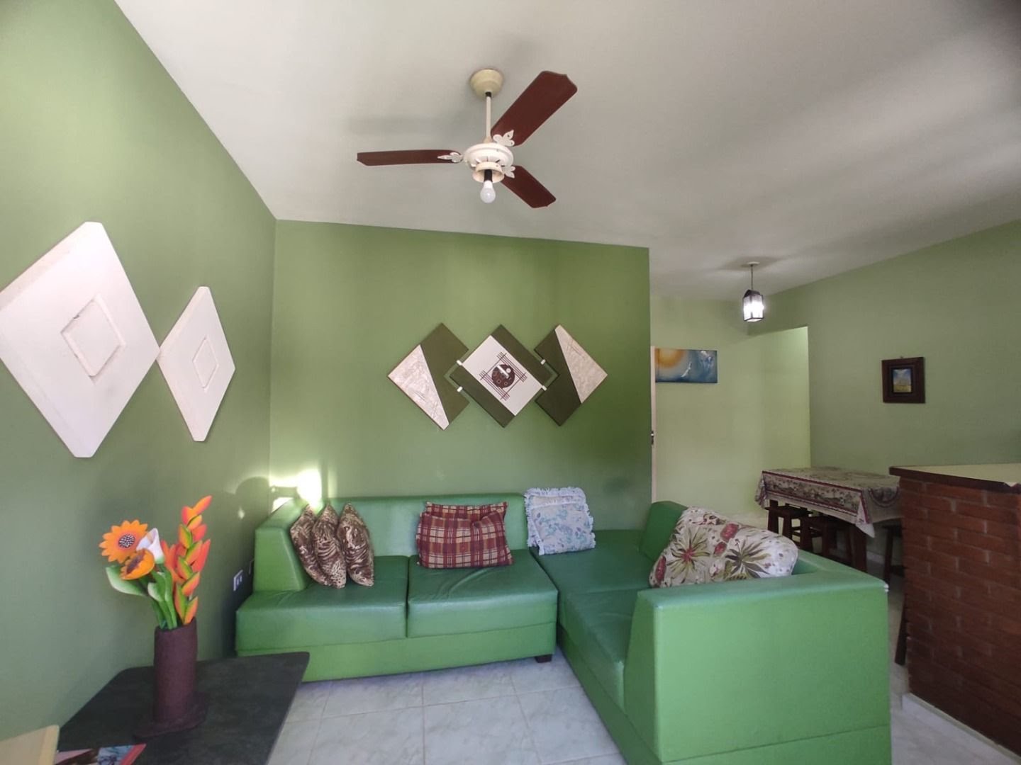 Apartamento à venda com 2 quartos, 2 banheiros, 1 vaga e 62m² no Itaguá, Ubatuba (SP) — foto 2 de 15